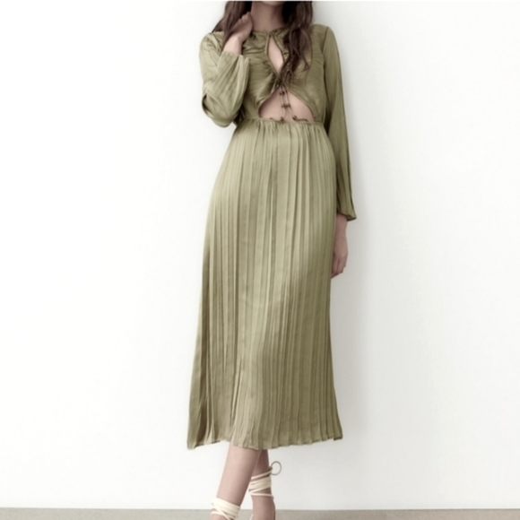 ZARA * satin effect pleated wrinkle effect cut out dress blogger favorite - Picture 8 of 16